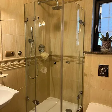 Villa Piekny Dom, W Okolicy Jezioro *